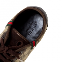 Pre Owned  حذاء رياضي غوتشي جلد وكانفاس سوبريم GG بني / بيج مقاس 42.5