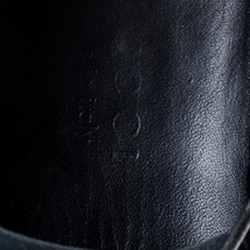 Pre Owned  حذاء رياضي غوتشي جلد وكانفاس سوبريم GG بني / بيج مق اس 42.5