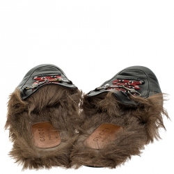 مملوكة مسبقًا Gucci Black Snake Embroidered Leather and Fur Lined Princetown Mules Size 44