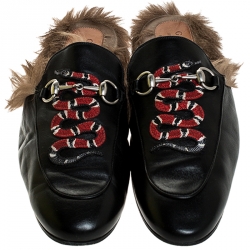 مملوكة مسبقًا Gucci Black Snake Embroidered Leather and Fur Lined Princetown Mules Size 44