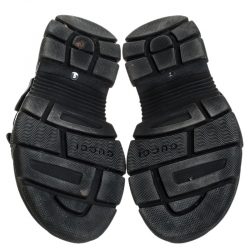 مملوكة مسبقًا صندل غوتشي سليبر بإصبع GG جلد بني مقاس 40