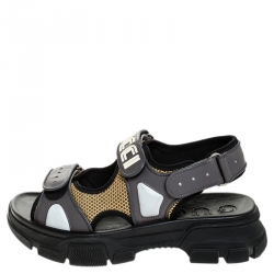 مملوكة مسبقًا صندل غوتشي سليبر بإصبع GG جلد بني مقاس 40