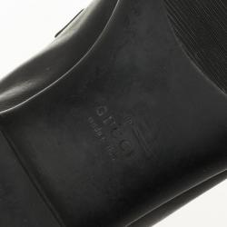 Pre Owned Gucci Black Leather Web Detail Drivers Size 42