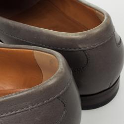 Pre Owned Gucci Grey Leather GG Loafers Size 43