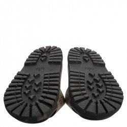 Pre Owned Gucci Beige GG Supreme Bee Pool Slides Size 44