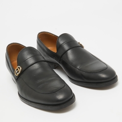 مملوكة مسبقًا Gucci Black Leather Interlocking G Loafers Size 41