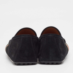 مملوكة مسبقًا Gucci Black Suede Web Low Top Loafers Size 41.5
