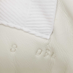 مملوكة مسبقًا Gucci White Jumbo GG Embossed Leather Low Top Sneakers Size 42