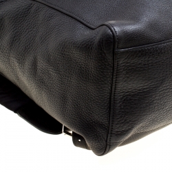 مملوكة مسبقًا Gucci Black Pebbled Leather Backpack Bag