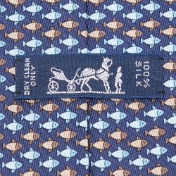 مملوكة مسبقًا Hermes Navy Blue Fish Print Silk Traditional Tie