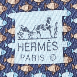 مملوكة مسبقًا Hermes Navy Blue Fish Print Silk Traditional Tie