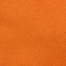 مملوكة مسبقًا ربطة عنق هيرمس  H حرير برتقالي بالشعار 