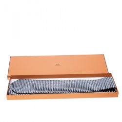 Pre Owned Hermes Navy Blue and White Geometric Pattern Silk Jacquard Tie