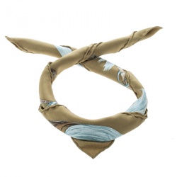 Pre Owned Hermes Green A Propos de Bottes Silk Pocket Square