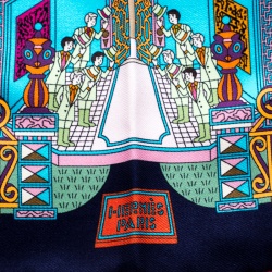 Pre Owned منديل جيب هيرمس حرير بنقوش لا ميزون دي كاريه أزرق كحلي مربع