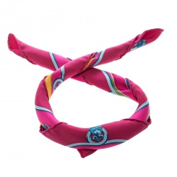 مملوكة مسبقًا Hermes Multicolor Cavalcadour Printed Silk Pocket Square