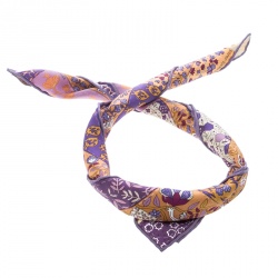 Pre Owned Hermes Pique Fleuri De Provence Printed Silk Pocket Square