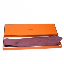 مملوكة مسبقًا Hermes Red and Blue Geometric Stripe Print Silk Twill Tie 