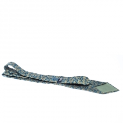 Pre Owned Hermès Light Green Japanese Maple Tree Print Silk Classic Tie 