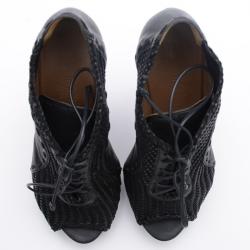 مملوكة مسبقًا Hermes Black Woven Lace Up Peep Toe Booties Size 37