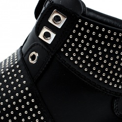 Pre Owned حذاء رياضي جيمي تشو مرتفع من أعلى أرشي جلد مرصع أسود مقاس 43