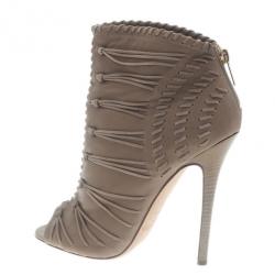 مملوكة مسبقًا حذاء بوت كاحل جيمي تشو جلد رمادي جلد مدبوغ جانا مقاس 38.5