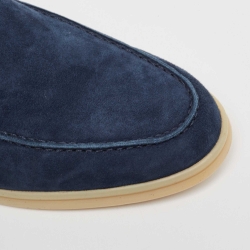 مملوكة مسبقًا Loro Piana Navy Blue Suede Summer Walk Loafers Size 40