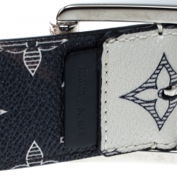 Pre Owned Louis Vuitton White/Blue Monogram Savane Canvas Chapman Brothers Reverso Belt Size 85 cm