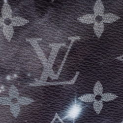 مملوكة مسبقًا محفظة لوي فيتون غالاكسي متعددة طية مزدوجة كانفاس مونوغرامي رصاصي