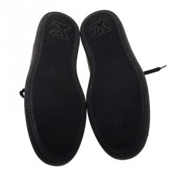 مملوكة مسبقًا حذاء رياضي لوي فيتون قماش دامييه غرافايت وجلد عنق منخفض مقاس 43.5