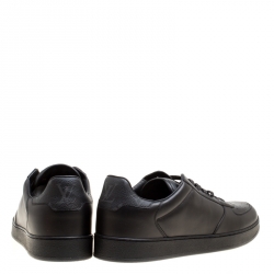 Pre Owned حذاء رياضي لوي فيتون ريفولي كانفاس مونوغرامي وجلد أسود مقاس 41