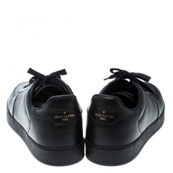 Pre Owned حذاء رياضي لوي فيتون ريفولي كانفاس مونوغرامي وجلد أسود مقاس 41