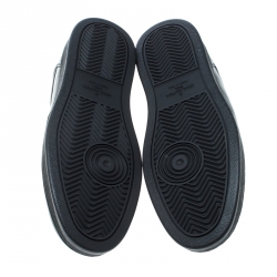 Pre Owned حذاء رياضي لوي فيتون ريفولي كانفاس مونوغرامي وجلد أسود مقاس 41