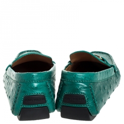 مملوكة مسبقًا Louis Vuitton Green Ostrich Leather Logo Detail Slip On Loafers Size 42.5