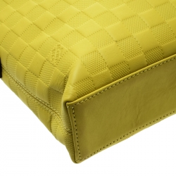 مملوكة مسبقًا  حافظة مستندات لوي فيتون بورت جلد إينفيني دامييه آسيد فيرت خضراء