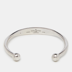 مملوكة مسبقًا Louis Vuitton Silver Tone Monogram Jonc Cuff Bracelet M
