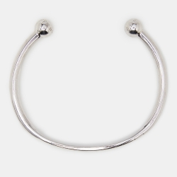 مملوكة مسبقًا Louis Vuitton Silver Tone Monogram Jonc Cuff Bracelet M