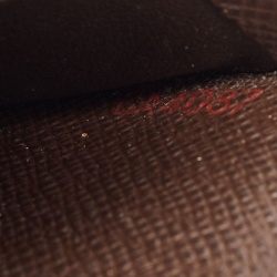 مملوكة مسبقًا Louis Vuitton Damier Ebene Canvas Passport Cover