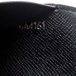 Pre Owned Louis Vuitton Black Taiga Leather Passport Holder