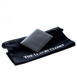 Pre Owned Louis Vuitton Black Taiga Leather Passport Holder