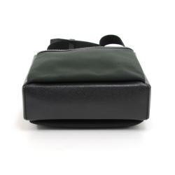 Louis Vuitton Taiga Leather Sayan Messenger Bag