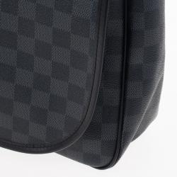 Pre Owned Louis Vuitton Damier Graphite Daniel MM Messenger Bag