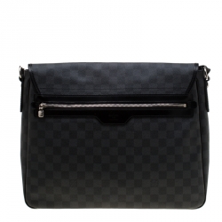 مملوكة مسبقًا Louis Vuitton Damier Graphite Canvas Daniel MM Messenger Bag