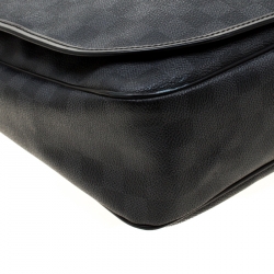 مملوكة مسبقًا Louis Vuitton Damier Graphite Canvas Daniel MM Messenger Bag
