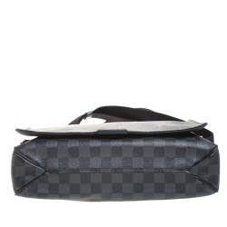 Pre Owned حقيبة لوي فيتون ديستريكت كانفاس غرافيت دامييه MM