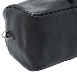 مملوكة مسبقًا Louis Vuitton Black Taiga Leather Helanga 1 Poche Travel Bag