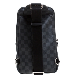 مملوكة مسبقًا Louis Vuitton Damier Graphite Avenue Sling Bag