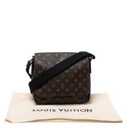 Pre Owned Louis Vuitton Monogram Canvas District PM Bag