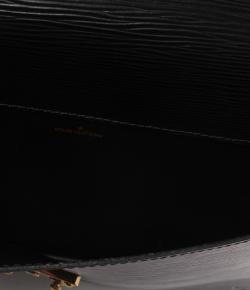 مملوكة مسبقًا Louis Vuitton Noir Epi Leather Porte Documents Senateur Document Case