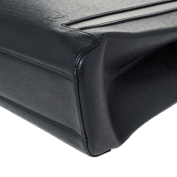 Pre Owned حقيبة لوي فيتون Kasbek  جلد تاغيا سوداء PM